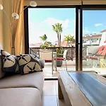 Albatros Oasis Park Ocean, Teide View, Heated Swimming Pool アパート サンミゲル・デ・アボナ