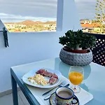 アパート Albatros Oasis Park Ocean, Teide View, Heated Swimming Pool サンミゲル・デ・アボナ